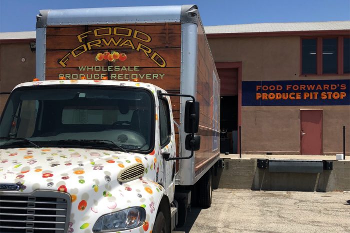 A Food Forward truck loads up at the Produce Pit Stop. (Photo courtesy of Food Forward)