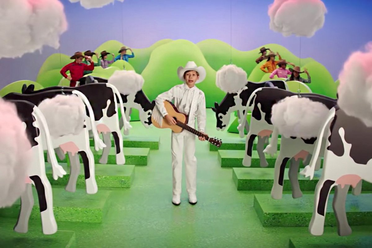 A still from the Burger King ad about reducing their cows' methane emissions