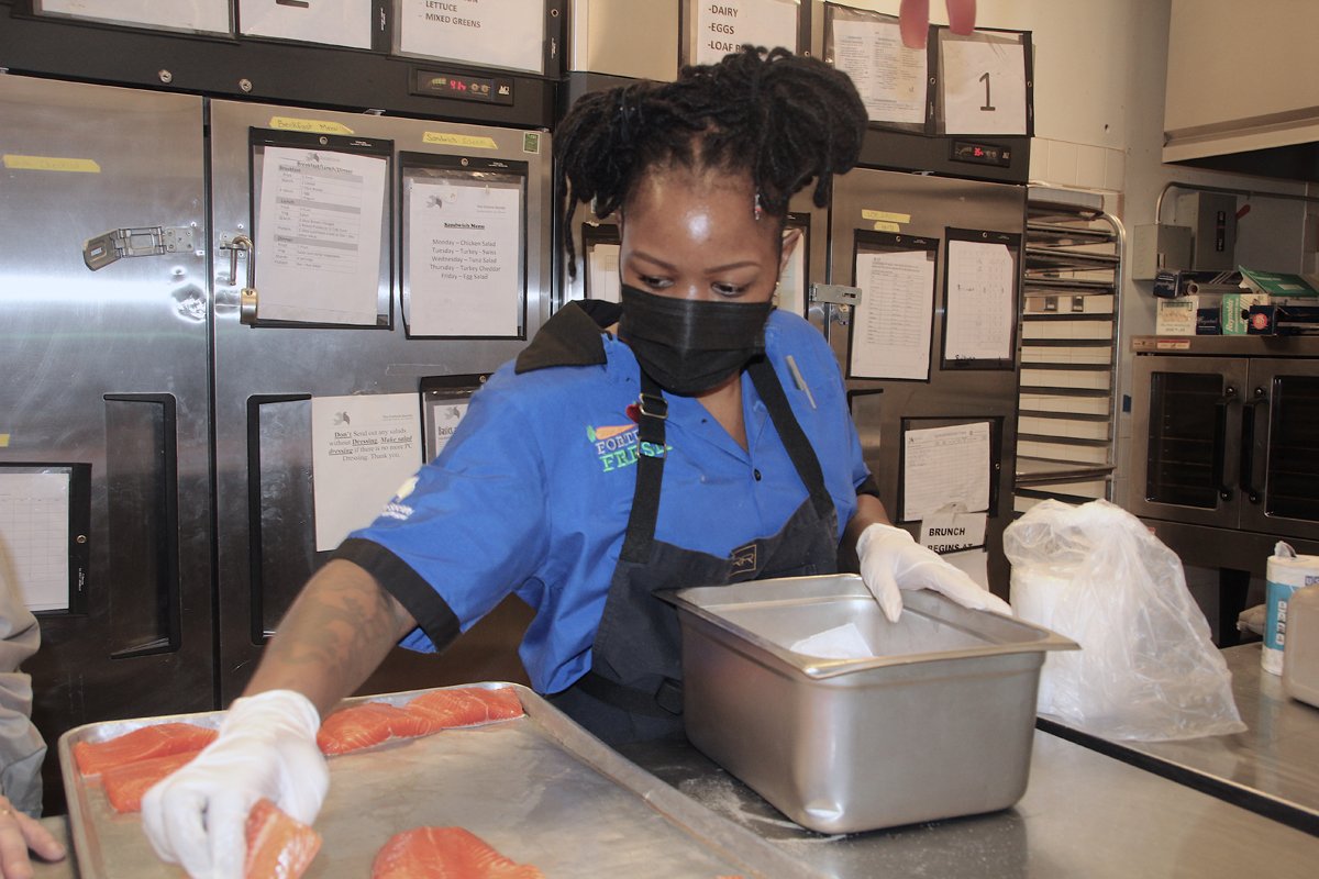 Chef Nikki preparing a meal in the Castle kitchen. (Photo credit: Lela Nargi)