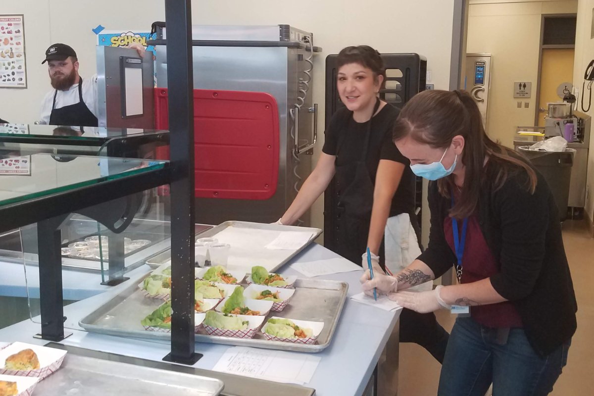 School meal Chef trainees take part in the Healthy School Food Pathway program. (Photo credit: Santa Clara Unified School District)